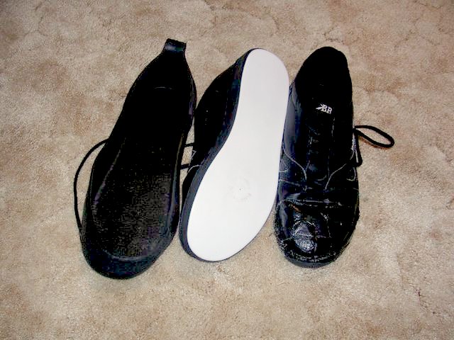 Curling shoes 
