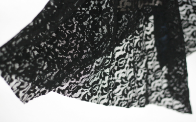 Synthetic textile skirt