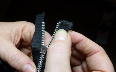 Repairing a zipper