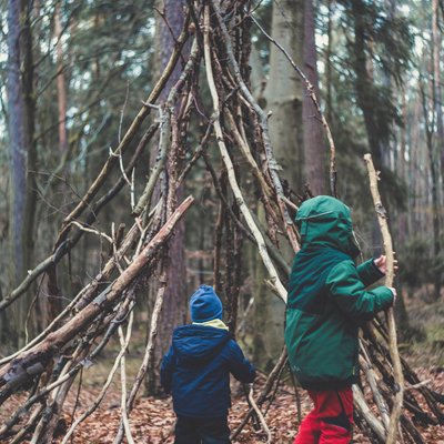 2 children in the forest
