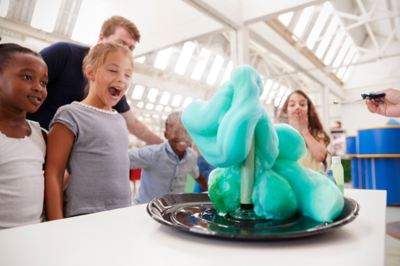 Kids watching elephant toothpaste experiment