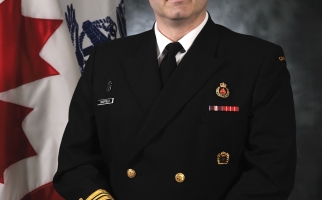 Robin Lee Sheffield | Officier du génie des systèmes de combat naval