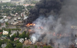 Lac-Mégantic fire on the day of the train derailment 