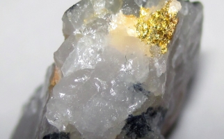 Gold in a piece of quartz from Manitoba