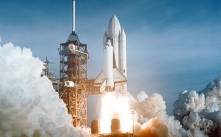 Space Shuttle Columbia launching