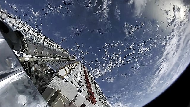 Starlink test satellites ready for orbit