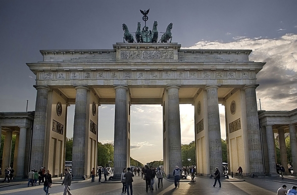 The Brandenburg Gate with tourists present